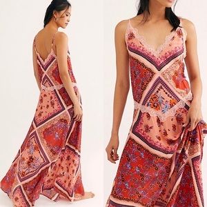 ✨HPX2✨Free People Stevie floral lace trim maxi dress